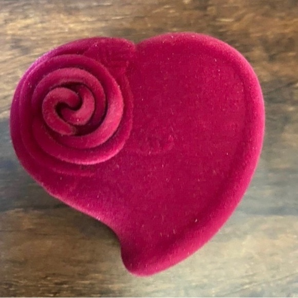 Pokémon Pokeball Trainer Ring - Picture 10 of 11